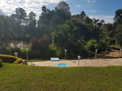 Compre 2 Chalés prontos com jardim privativo por apenas R$ 250 mil - Condomínio Villaggio Di Cápua - Lazer completo - Excelente investimento
