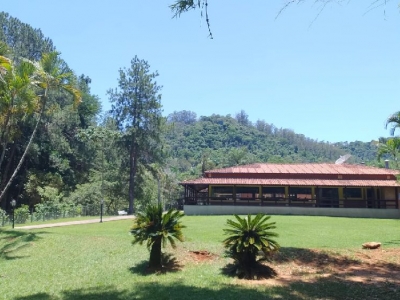Monte Alegre do Sul - Condomínio Fazenda Orypaba - Lazer total - Rio Camanducaia - 1.000 m2 - 4 suítes - Área gourmet - Oportunidade
