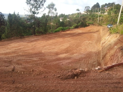 Terreno com 1.590 m2 - Jardim Placidolândia - Serra Negra