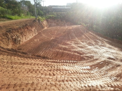Terreno com 1.590 m2 - Jardim Placidolândia - Serra Negra