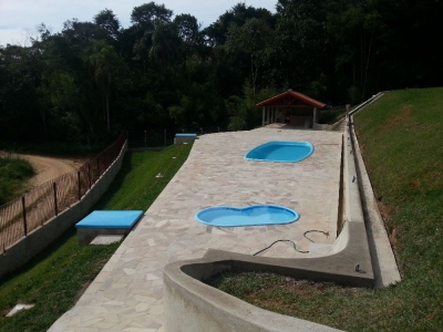 Serra Negra - Jardim Placidolândia - 5.950 m2 de terreno - Belíssima propriedade