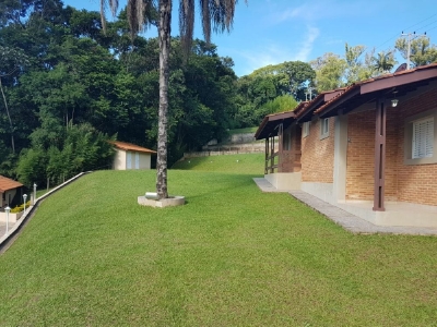 Compre 2 Chalés prontos com jardim privativo por apenas R$ 250 mil - Condomínio Villaggio Di Cápua - Lazer completo - Excelente investimento