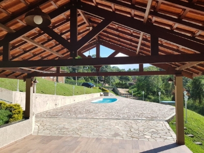 Compre 2 Chalés prontos com jardim privativo por apenas R$ 250 mil - Condomínio Villaggio Di Cápua - Lazer completo - Excelente investimento