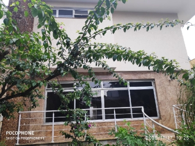 Jardim da Glória - Linda residência junto a Praça - 365 m2 com área gourmet 