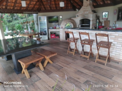 Casa de campo - Locação de Temporada - Para até 14 pessoas - Próxima a cidade - Piscina - Quadra - Churrasqueiracom - 4.320 m2 - Linda vista