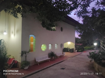 Casa de campo - Locação de Temporada - Para até 14 pessoas - Próxima a cidade - Piscina - Quadra - Churrasqueiracom - 4.320 m2 - Linda vista