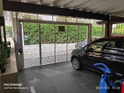Perdizes - Rua tranquila - Sobrado com 220 m2 - 3 dorms (suíte) - 2 vagas - Quintal com árvores e churrasqueira