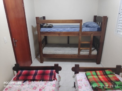 Serra Negra - Locação de Temporada - Chácara com chalés para até 16 pessoas - Piscinas adulto e infantil - Churrasqueira - Próximo a cidade 