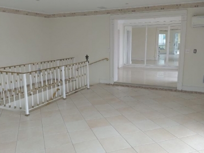 Linda cobertura no Campo Belo - Vista maravilhosa - 377 m2 de área útil - Piscina aquecida - Área gourmet - Lareira - R$ 4.255.000 - Estuda permuta parcial