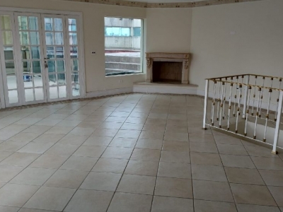 Linda cobertura no Campo Belo - Vista maravilhosa - 377 m2 de área útil - Piscina aquecida - Área gourmet - Lareira - R$ 4.255.000 - Estuda permuta parcial