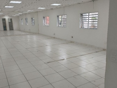 Luz - Próximo ao Metrô - Galpão novo com 1.100 M2 de vão livre  