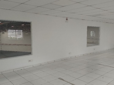 Luz - Próximo ao Metrô - Galpão novo com 1.100 M2 de vão livre  